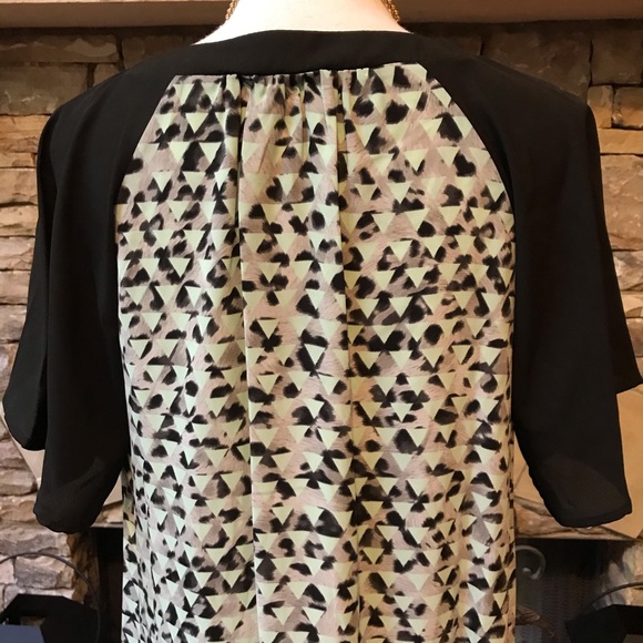 New Vision Leopard Print Short Sleeve Blouse - Picture 7 of 9